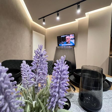 Apartament Varosha Luxury 로베치 외부 사진