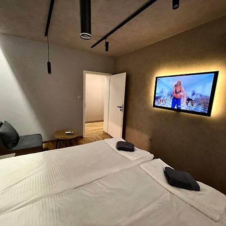 Apartament Varosha Luxury 로베치 외부 사진