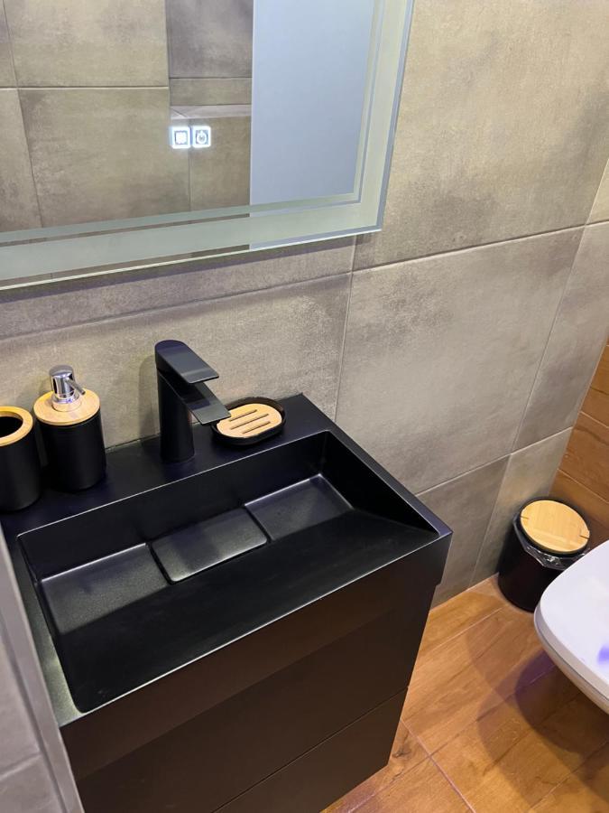 Apartament Varosha Luxury 로베치 외부 사진