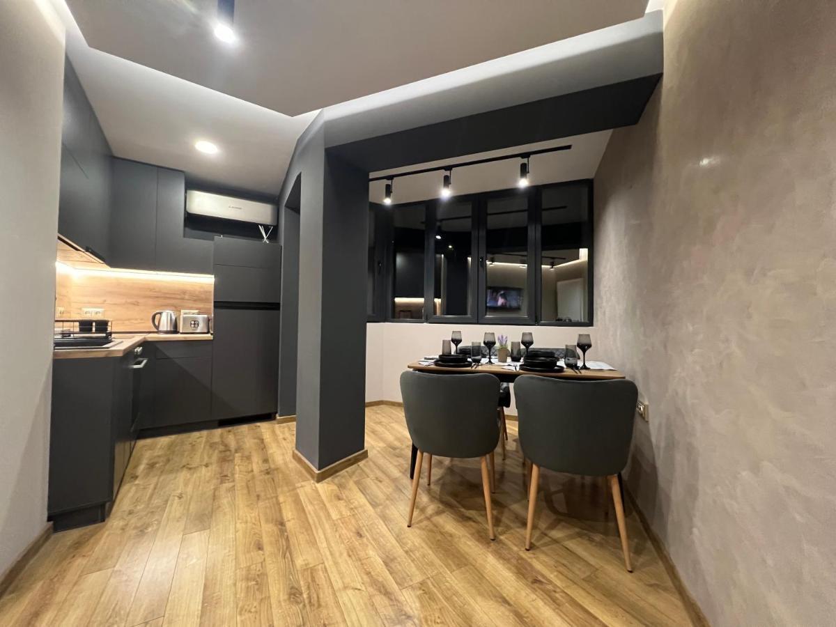 Apartament Varosha Luxury 로베치 외부 사진