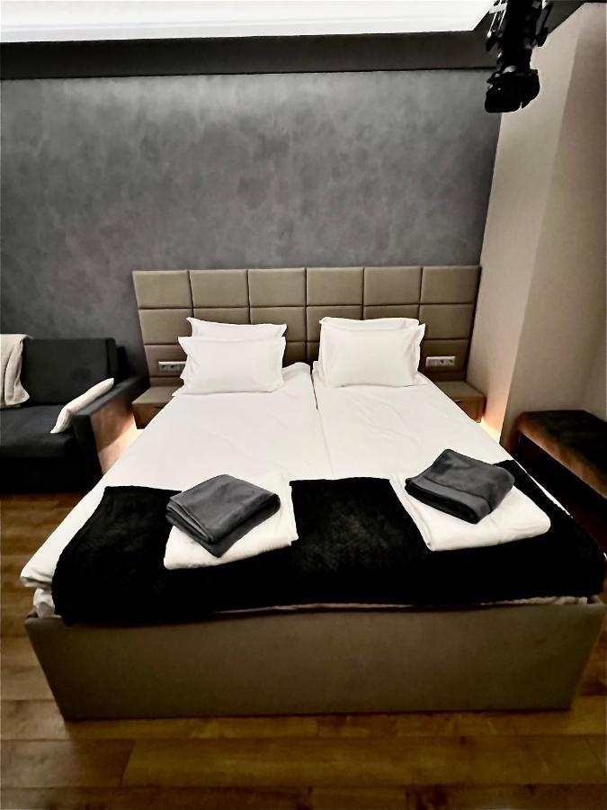 Apartament Varosha Luxury 로베치 외부 사진