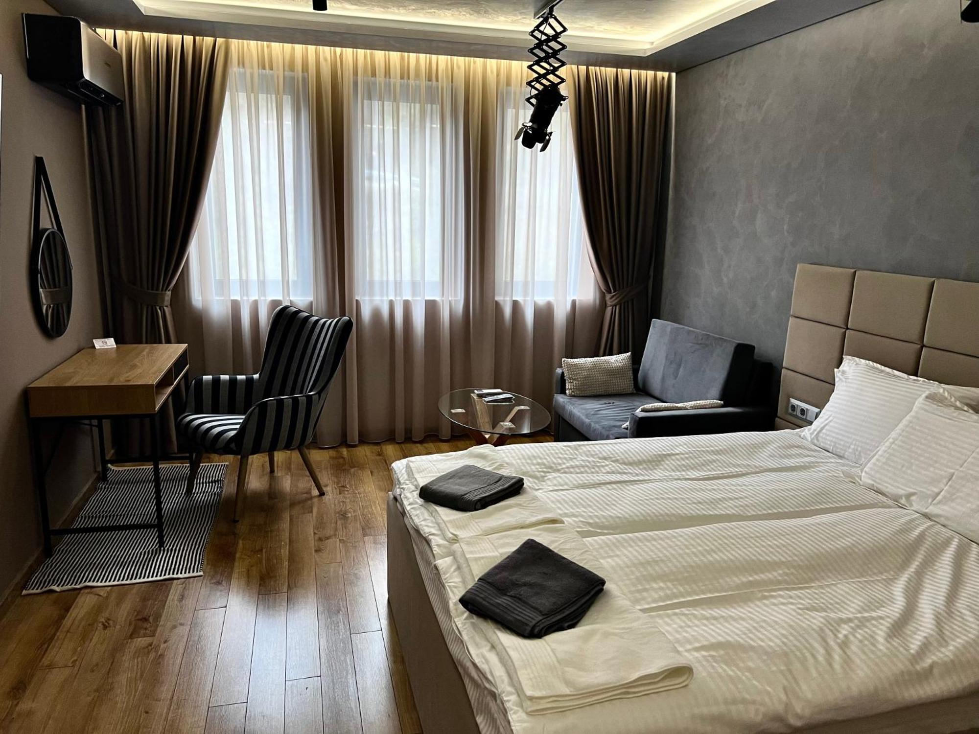 Apartament Varosha Luxury 로베치 외부 사진